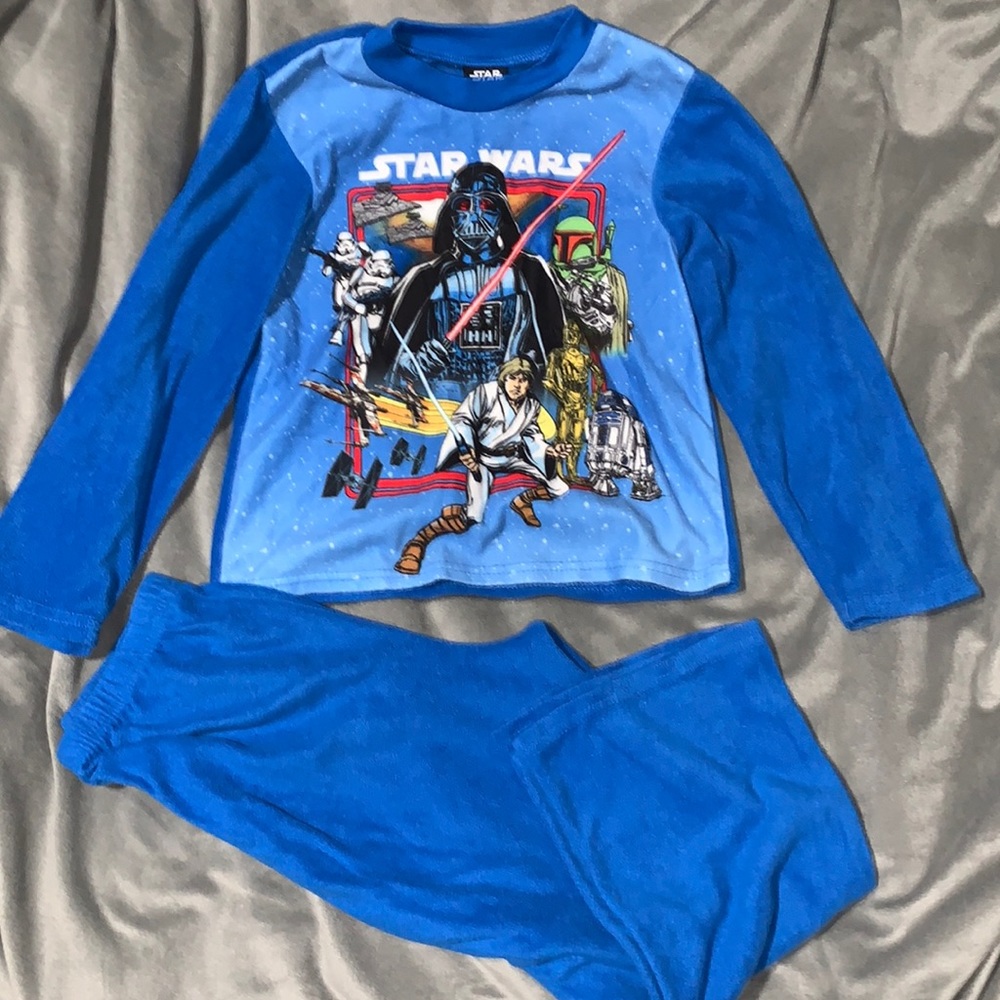 Boys size medium Star Wars pj set